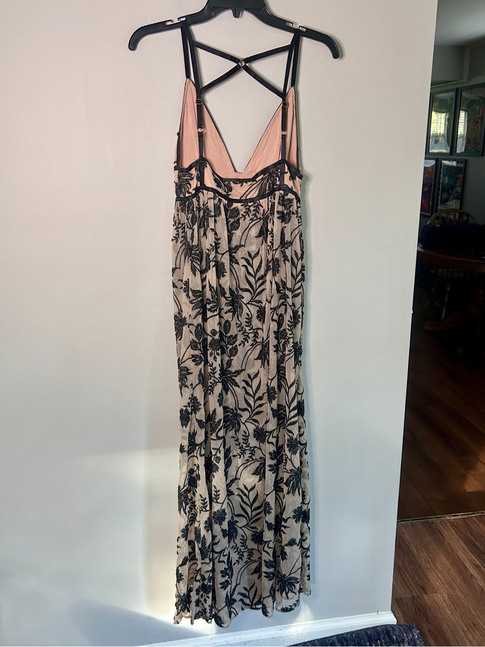 Somedays Lovin Plunge V Empire Black Embroidered Nude Mesh Strappy Maxi Dress L - Picture 11 of 13